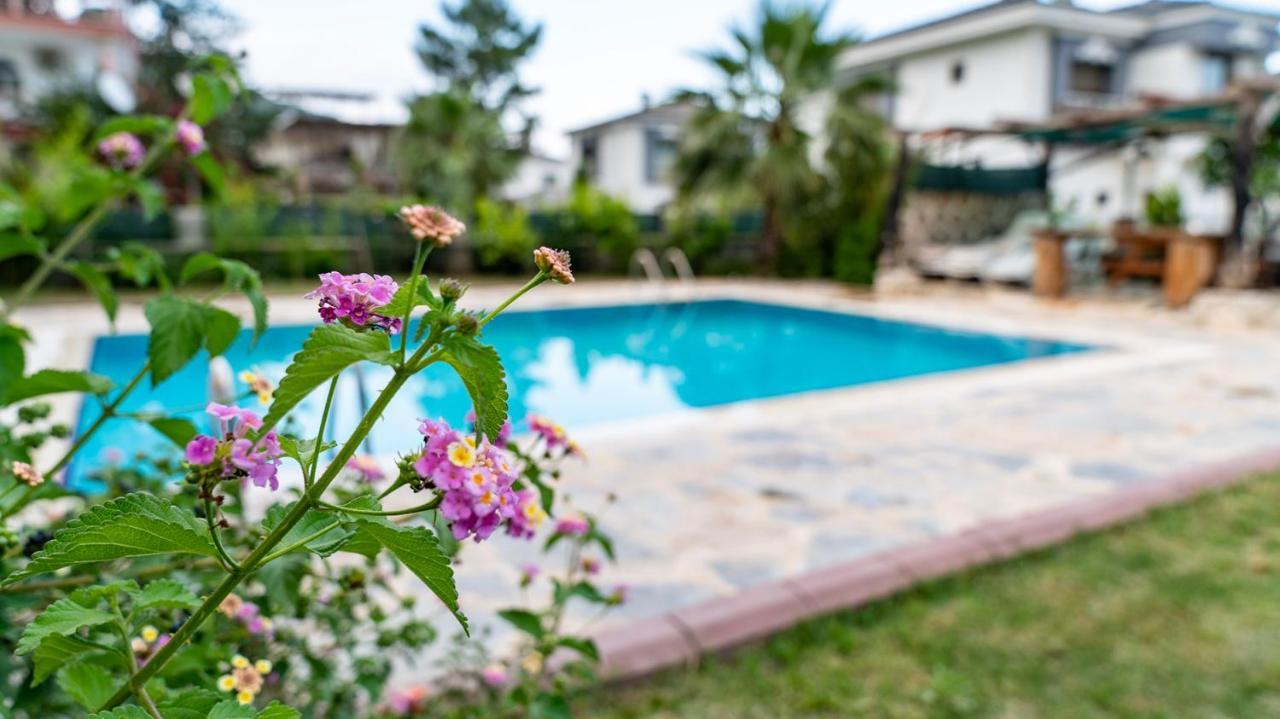 Spacious Villa With Sea And Mountain View Kemer Exterior foto